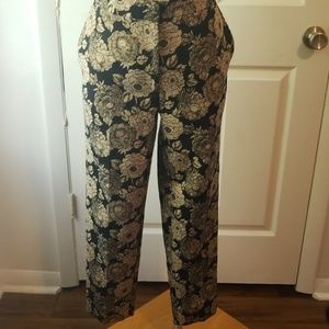 Sz 6 ANN TAYLOR black and gold ankle dress pants
